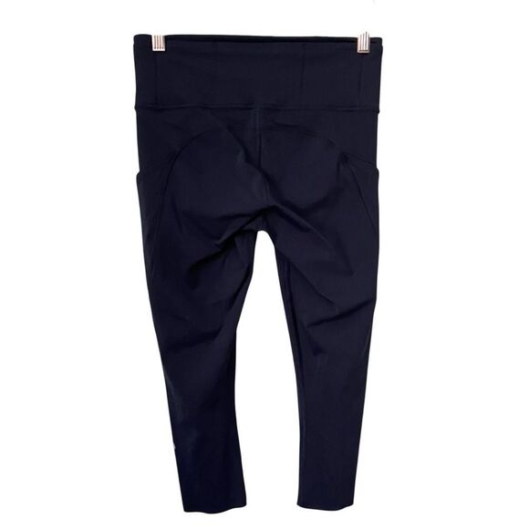 Lululemon High-Rise Crop Leggings in Size 8 in Navy Blue - Picture 6 of 10